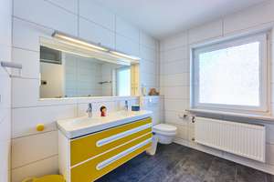 Familienhaus mit Garten, Sauna & Photovoltaik in ruhiger Lage von Waldtrudering – Die vollständige Adresse der Immobilie erhältst du vom Anbieter., 81827 Waldtrudering, München – Vorschaubild 22