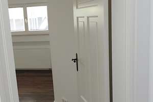 Hochwertige 3-Raum-Dachgeschosswohnung in einzigartiger Villa mit Parkett, Vollbad und Einbauküche!! – Rosa-Luxemburg-Str. 3, 18055 Stadtmitte, Rostock – Vorschaubild 13