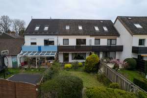 Familienglück zum Gestalten - Großzügiges Reihenmittelhaus in Weiherhaus
