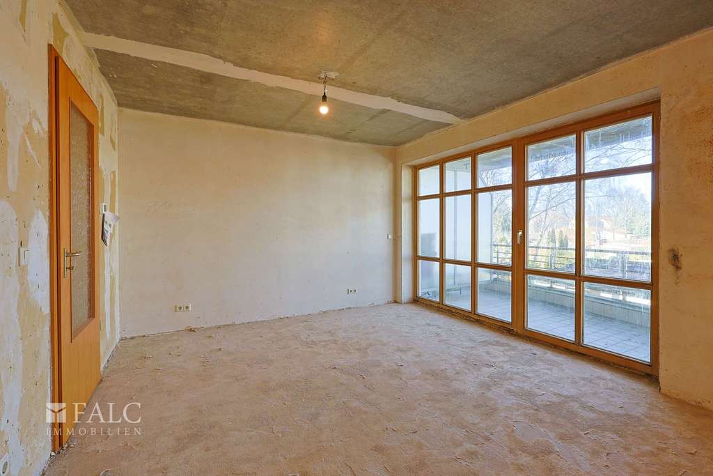 Immobilie in Seddiner See - Renovierungsbedürftige Kapitalanlage mit solidem Renditepotenzial – inkl. Balkon & TG-Stellplatz - Bild 1