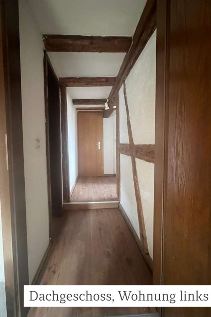 Immobilie in Renningen - Dachgeschosswohnung mit Galerie und viel Stellfläche - Bild 3