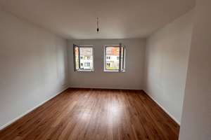 Nachmieter zum 01.03.!!Gepflegte 3-Zimmer Wohnung mit Balkon im 1. OG in Mannheim – Die vollständige Adresse der Immobilie erhältst du vom Anbieter., 68309 Käfertal, Mannheim – Vorschaubild 1