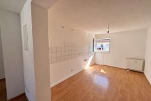 Hübsche 3 Zimmer Wohnung in ruhiger Lage ** Provisionsfrei ** – Deggendorfer Straße 25, 93055 Ostenviertel, Regensburg – Vorschaubild 4