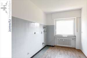 Bielefeld-Senne: Frisch renovierte 2 Zimmer-Wohnung mit Loggia – Die vollständige Adresse der Immobilie erhältst du vom Anbieter., 33659 Senne, Bielefeld – Vorschaubild 5