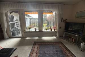 Charmanter Winkelbungalow in Oberdürrbach – Plana-Einbauküche, Terrasse, Garage & Stellplatz – Die vollständige Adresse der Immobilie erhältst du vom Anbieter., 97080 Dürrbachtal, Würzburg – Vorschaubild 5