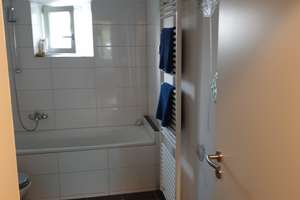 Wunderschöne und sehr ruhige 2-Zimmer-Wohnung mit Balkon und Gartenanteil – 93051 Kumpfmühl-Ziegetsdorf-Neuprüll, Regensburg – Vorschaubild 5