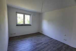 56026 - Neuwertiges EFH mit 5 Zimmern und Doppelgarage in Rehau – Albert-Lortzing-Str. 5, 95111 Hof (Kreis) – Vorschaubild 4