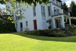 TOP-Wohnlage ...Elegante  Einfamilienhaus-Villa mit einem traumhaften Ausblick – Die vollständige Adresse der Immobilie erhältst du vom Anbieter., 65191 Sonnenberg, Wiesbaden – Vorschaubild 1
