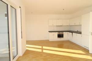 Helle 3-Zimmer-Wohnung mit Balkon und Aussicht in Dresden – Flößerstraße - Frei ab 01.10.2026 – Flößerstraße 8, 1139 Mickten, Dresden – Vorschaubild 6