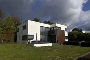 Luxus Villa im Grünen Herzen von Essen - samt Schwimmbad & Wellnessbereich – 45134 Rellinghausen, Essen – Vorschaubild 1