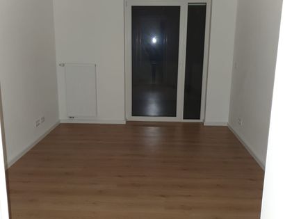 **TOP** 2-Zimmer Wohnung mit 2024 neuen Böden