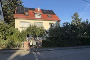 Helle 4 Zimmerwohnung in Stuttgart Degerloch