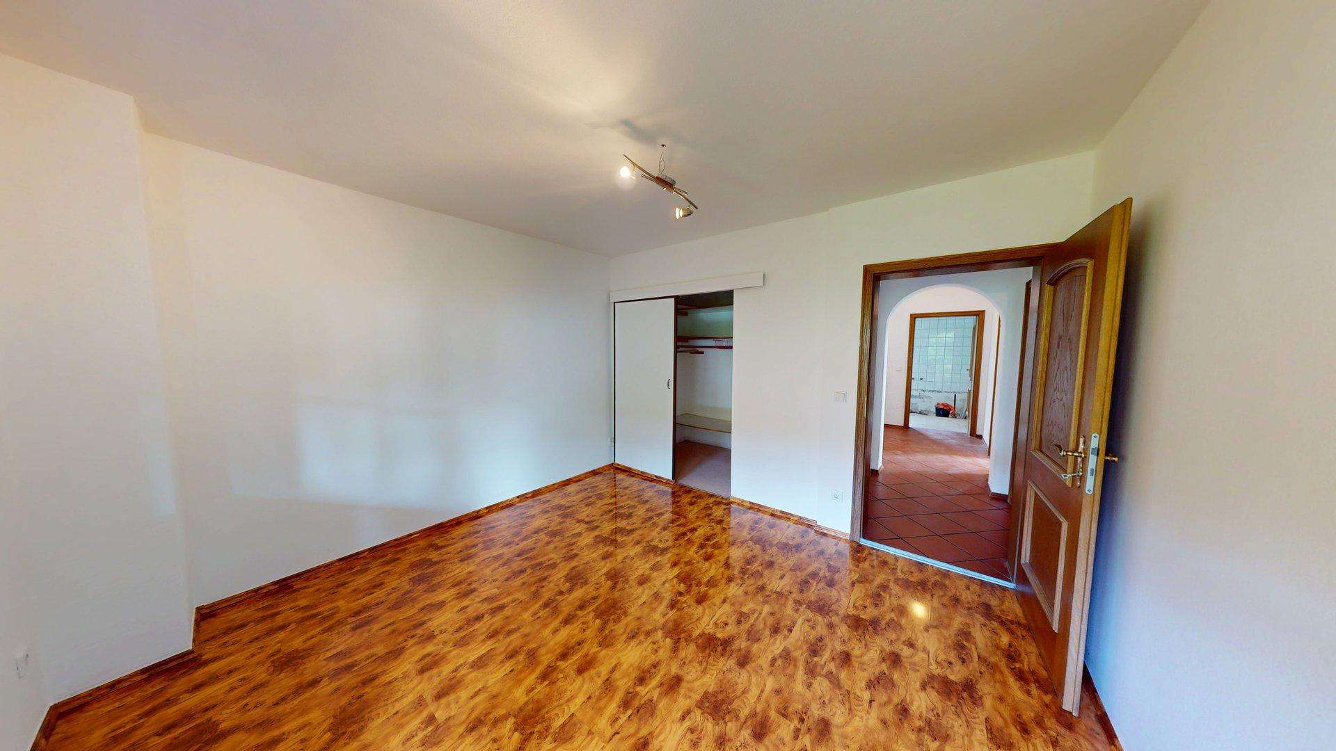 Immobilie in Feldkirchen-Westerham - Repräsentative Doppelhaushälfte mit ca. 185 m² Wohnfläche auf vier Ebenen - Bild 0