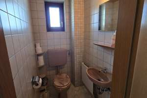 Attraktives, sehr gepflegtes Reihenendhaus, Ausgebautes DG, Garage und Stellplatz. Keine Erbpacht ! – Die vollständige Adresse der Immobilie erhältst du vom Anbieter., 68219 Rheinau, Mannheim – Vorschaubild 9