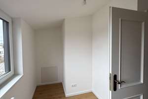 Charmantes Reihenmittelhaus in Vaterstetten – Potenzial trifft gute Lage – Die vollständige Adresse der Immobilie erhältst du vom Anbieter., 85591 Vaterstetten – Vorschaubild 23