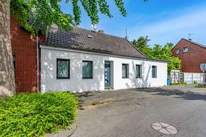 Stilvolles Einfamilienhaus mit Wohlfühlambiente! – Die vollständige Adresse der Immobilie erhältst du vom Anbieter., 47877 Willich – Vorschaubild 2