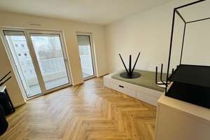 Modernes möbliertes Studio-Apartment mit Balkon und EBK! – Otto-Franke-Straße 45, 12489 Adlershof, Berlin – Vorschaubild 5