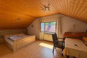 Zweifamilienhaus mit Ausbaureserve, Potenzial für drei Wohneinheiten in Toplage von Bruckmühl – Die vollständige Adresse der Immobilie erhältst du vom Anbieter., 83052 Bruckmühl – Vorschaubild 11