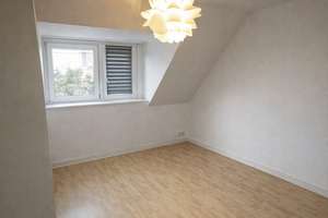 Schöne Dachgeschosswohnung mit 2-Zimmern in zentraler Wohnlage von Hamm – Feidikstraße 79, 59065 Mitte, Hamm – Vorschaubild 3