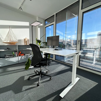 STOCK - Exklusivmandat | Lichtdurchflutetes Designbüro | Bestlage