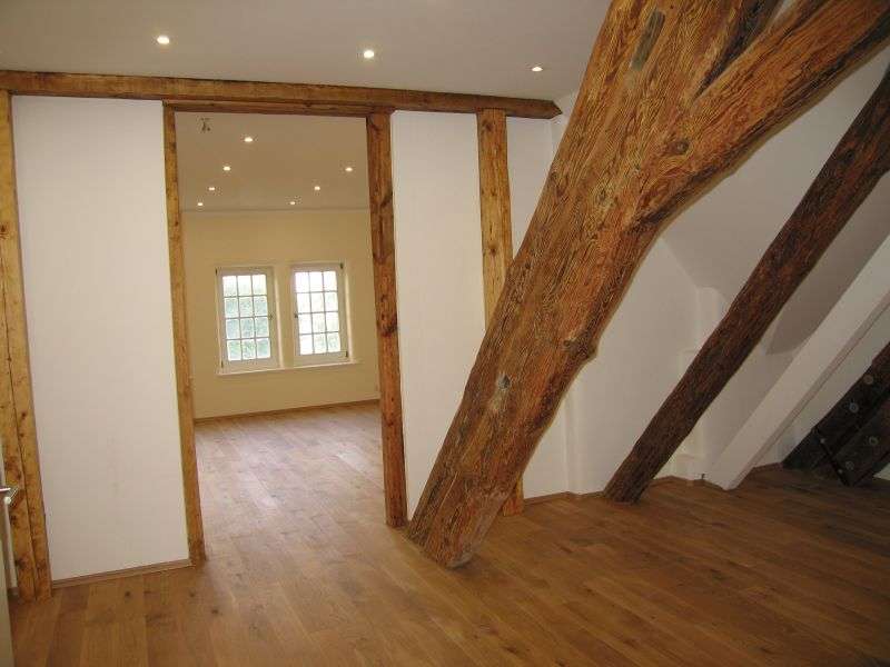 Immobilie in Lelkendorf - Neue Dachgeschosswohnung im Schloss Lelkendorf - Bild 2