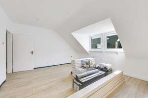 Düsseldorf-Rath | Dachgeschoss für sich allein – helle 3 Zimmer mit Atmosphäre – 40472 Rath, Düsseldorf – Vorschaubild 16