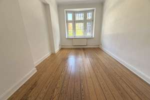 ST. PAULI offene Bes. Do. 21.5.26 um 18 Uhr:  zentrale 3 Zi.-Altbauwohnung mit seitlichen Hafenblick – Davidstr. 5, 20359 St. Pauli, Hamburg – Vorschaubild 3