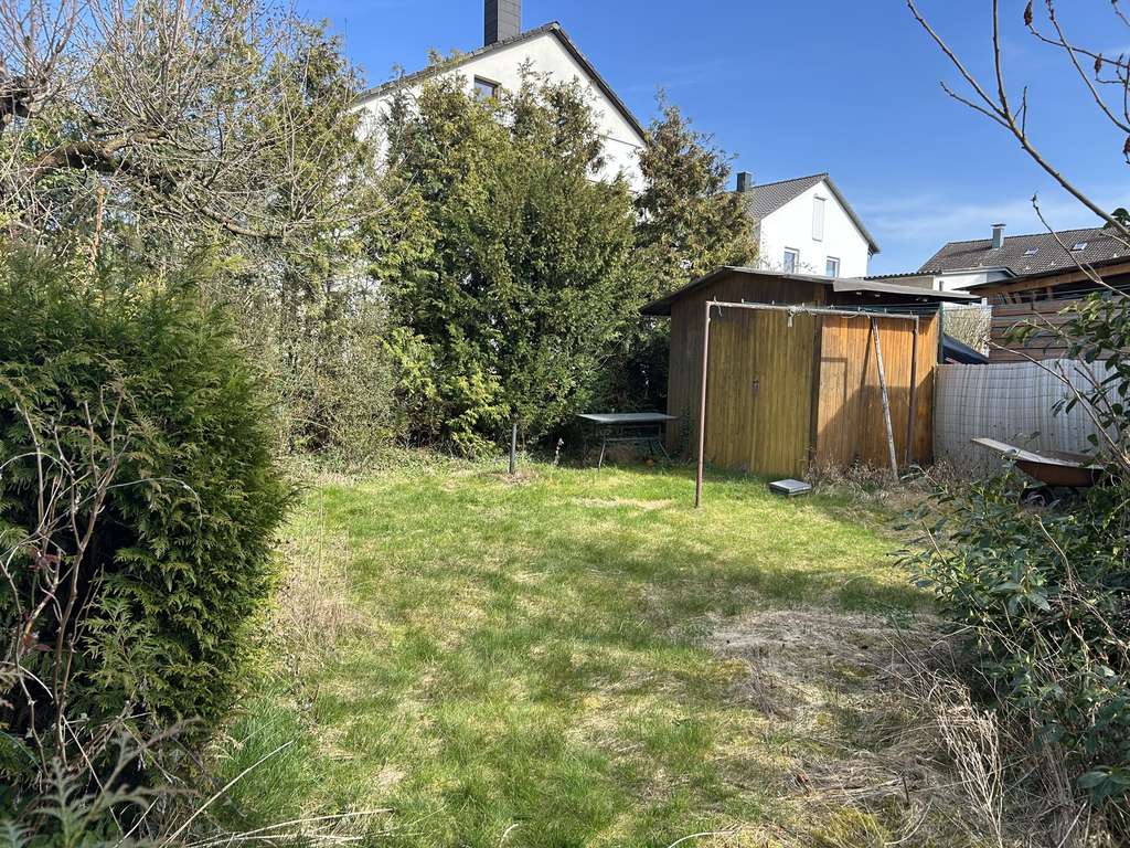 Immobilie in Gomaringen - Schönes, vielfältiges Zweifamilienhaus in toller Lage von Gomaringen - Bild 4