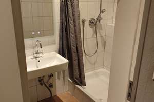 Großzügige, helle Etagenwohnung mit Balkon, Wohnküche in stilvollem Altbau! – Die vollständige Adresse der Immobilie erhältst du vom Anbieter., 68159 Innenstadt/Jungbusch, Mannheim – Vorschaubild 13