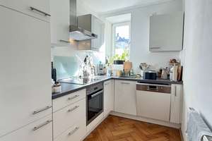 Privater Garten mitten in Schwabing – seltene Altbauwohnung mit stabilem Mietertrag – Die vollständige Adresse der Immobilie erhältst du vom Anbieter., 80805 Münchner Freiheit, München – Vorschaubild 7