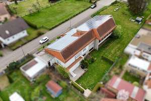+++Ruhbank: Albert-Schweitzer-Haus mit 400 m² Nutzfläche und großer Erdgeschosswohnung mit Balkon... – Die vollständige Adresse der Immobilie erhältst du vom Anbieter., 66955 Pirmasens, Pirmasens – Vorschaubild 10