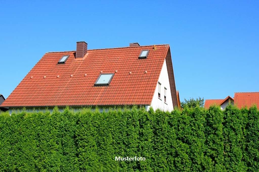 Wohnung im Hinterhaus, Garten Stellplatz