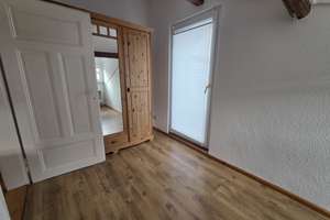 Gepflegte 2-Zimmer-Dachgeschosswohnung in Frankfurt Höchst – 65929 Höchst, Frankfurt am Main – Vorschaubild 1