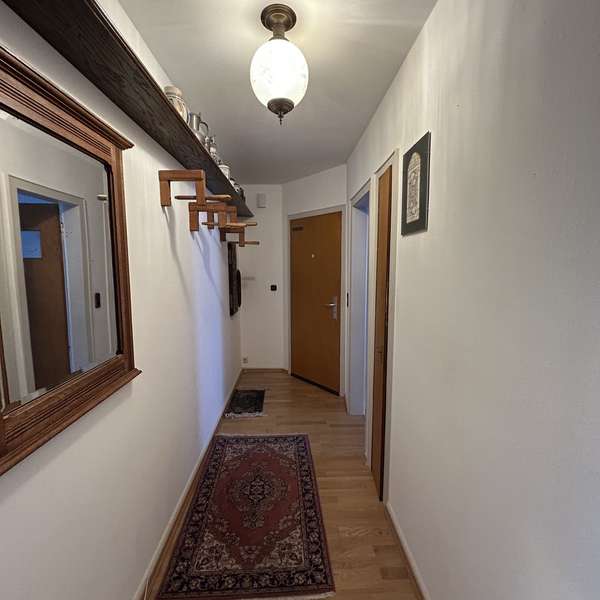 ***gepflegte 3-Zimmer-Wohnung mit Balkon in zentraler Lage***