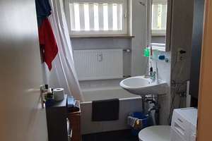 Gepflegte, helle 3-Zimmer-Wohnung mit Einbauküche Nähe Ostpark – Helfendorfer Str. 1, 81671 Ramersdorf, München – Vorschaubild 7