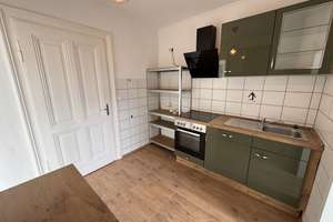 Renovierte 2-Zimmer-Wohnung mit Balkon und EBK in Mönchengladbach