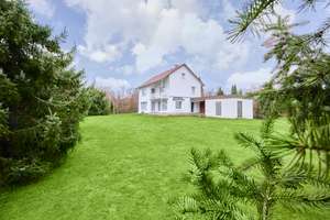 Exklusive Gartenidylle in ruhiger Lage – Einfamilienhaus mit attraktivem Baupotenzial in Schwabmünch