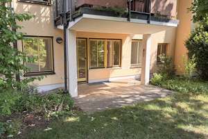 Helle 2,5 Zimmer Wohnung, EG mit Terrasse in Sieglitzhof (Nähe Schwabachgrund)