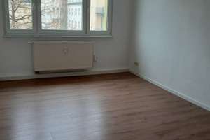 EBK geschenkt für die attraktive Drei-Zimmer-Wohnung mit Aufzug – Moritzstraße 79, 8523 Neundorfer Vorstadt, Plauen – Vorschaubild 4