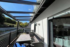 Top 1-2 Familienhaus A+ mit hochwertiger Außenanlage und großen Carport – Die vollständige Adresse der Immobilie erhältst du vom Anbieter., 94428 Eichendorf – Vorschaubild 3