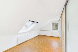 Bielefeld am Musikerviertel: Exklusive Maisonette-Wohnung mit Einbauküche | Aufzug | Sauna & Loggia – Die vollständige Adresse der Immobilie erhältst du vom Anbieter., 33604 Mitte, Bielefeld – Vorschaubild 10