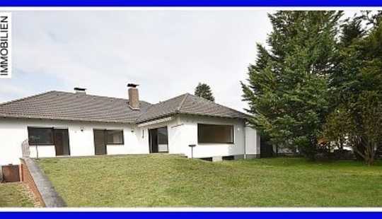 Bild von Wunderschöner Bungalow (2-Familienhaus) mit viel Potenzial auf großem Grundstück