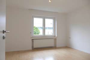 GROSSZÜGIGES WOHNEN AUF ca. 140 m² - MIT EINBAUKÜCHE | SIEGEN-NIEDERSCHELDEN – Die vollständige Adresse der Immobilie erhältst du vom Anbieter., 57080 Niederschelden, Siegen – Vorschaubild 14