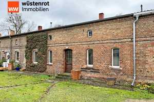 ALLES AUF EINER EBENE: MODERNISIERTES REIHENHAUS MIT EINBAUKÜCHE + CARPORT + GROSSEM GRUNDSTÜCK – Uckermark (Kreis) – Vorschaubild 6
