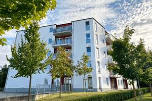 Hochwertig sanierte 2-Zimmer-Wohnung mit Einbauküche, Balkon & Tiefgaragenstellplatz – 18069 Reutershagen, Rostock – Vorschaubild 5
