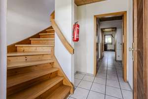 Ihr neues Zuhause mit Potenzial: Einfamilienhaus mit 5 Zimmer und herrlichen Garten  – Die vollständige Adresse der Immobilie erhältst du vom Anbieter., 80995 Feldmoching, München – Vorschaubild 3