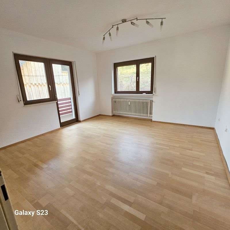 Immobilie in Flörsbachtal - 2-3 Familienhaus mit Laden in Flörsbachtal-Lohrhaupten - Bild 1