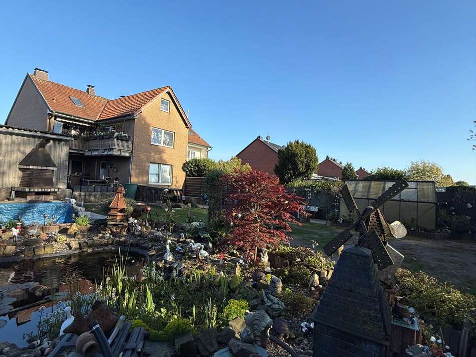 Haus- und Gartenansicht