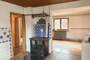 Ruhiges Wohnhaus mit idyllischem Gartenparadies – Die vollständige Adresse der Immobilie erhältst du vom Anbieter., 83308 Trostberg – Vorschaubild 7