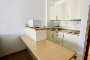 Zentrale, helle Wohnung mit 1 Zimmer in Stuttgart Ost – Haußmannstraße 146a, 70188 Ostheim, Stuttgart – Vorschaubild 2